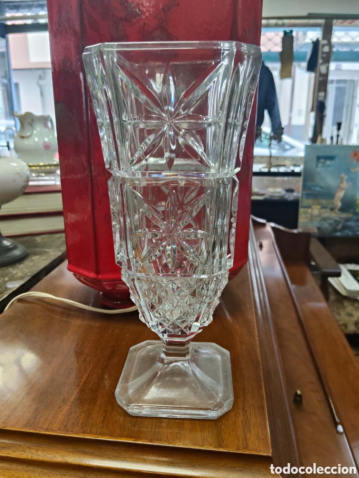 Antig&uuml;edades: FLORERO ITALIANO DE CRISTAL GRUESO 1CM MUY BONITO Y ELEGANTE