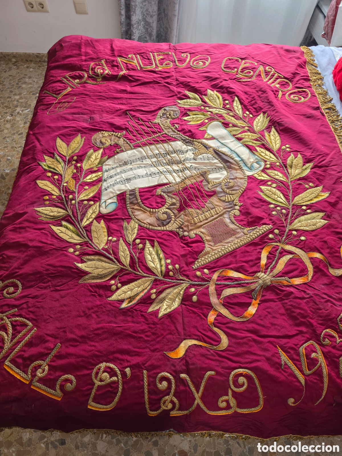 Antig&uuml;edades: INUSUAL ESTANDAR ANTIGIO BORDADO EN HILODE ORO Y PLATA - ALTA COLECCION LEAN DESCRIPCION