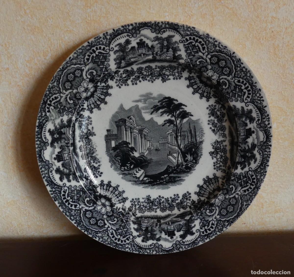 Antig&uuml;edades: PLATO DE POSTRE DE LA CARTUJA DE SEVILLA. SIGLO XIX. SELLO INCISO ( PAGO POR BIZUM )
