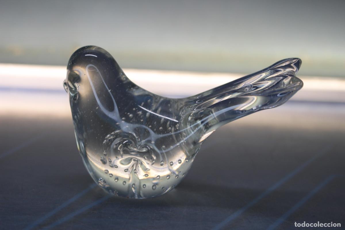 Antig&uuml;edades: P&aacute;jarito, gorri&oacute;n de cristal de Murano. Adorno, pisapapeles.