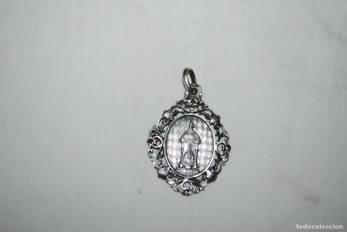 Antig&uuml;edades: MEDALLA DE NUESTRA SE&Ntilde;ORA DE LOS SANTOS , DE PLATA . - Foto 1
