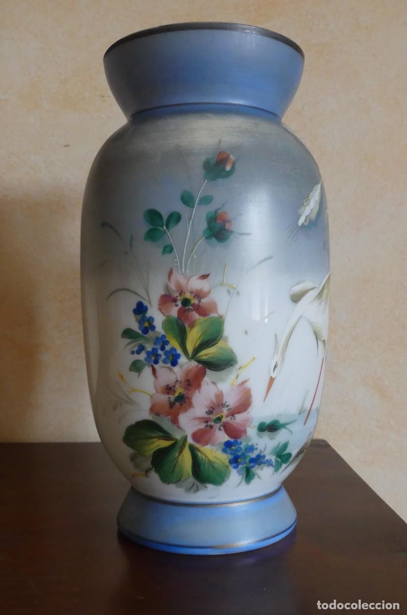 Antig&uuml;edades: HERMOSO B&Uacute;CARO ISABELINO DE OPALINA DECORADO A MANO. SIGLO XIX ( PAGO POR BIZUM )