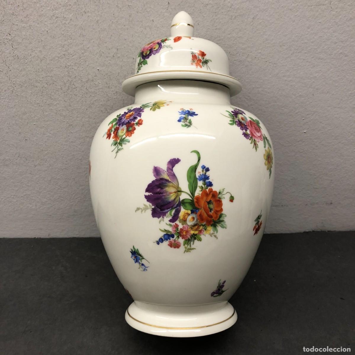 Antig&uuml;edades: PRECIOSO JARR&Oacute;N DE PORCELANA ANTIGUA - PINTADO A MANO - MOTIVOS FLORALES - 33 X 20 CM