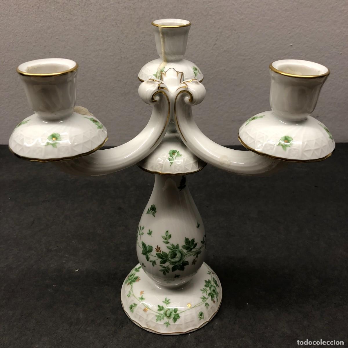 Antig&uuml;edades: PRECIOSO CANDELABRO DE PORCELANA ANTIGUA - PINTADO A MANO - MOTIVOS FLORALES - 24 X 21 CM