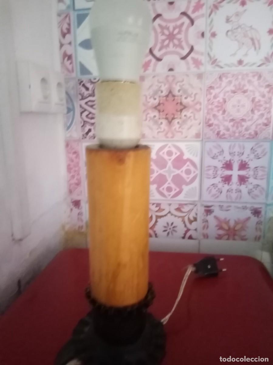 Antig&uuml;edades: L&aacute;mpara para mesita r&uacute;stica - Foto 2