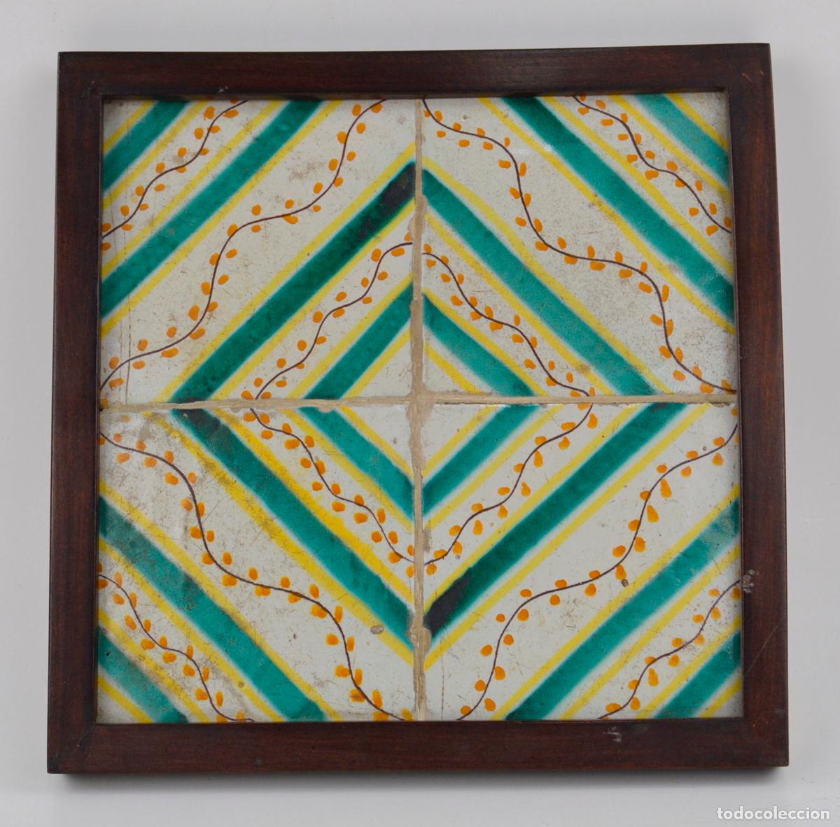 Antiques: Plaf&oacute;n de azulejos enmarcados siglo XIX.