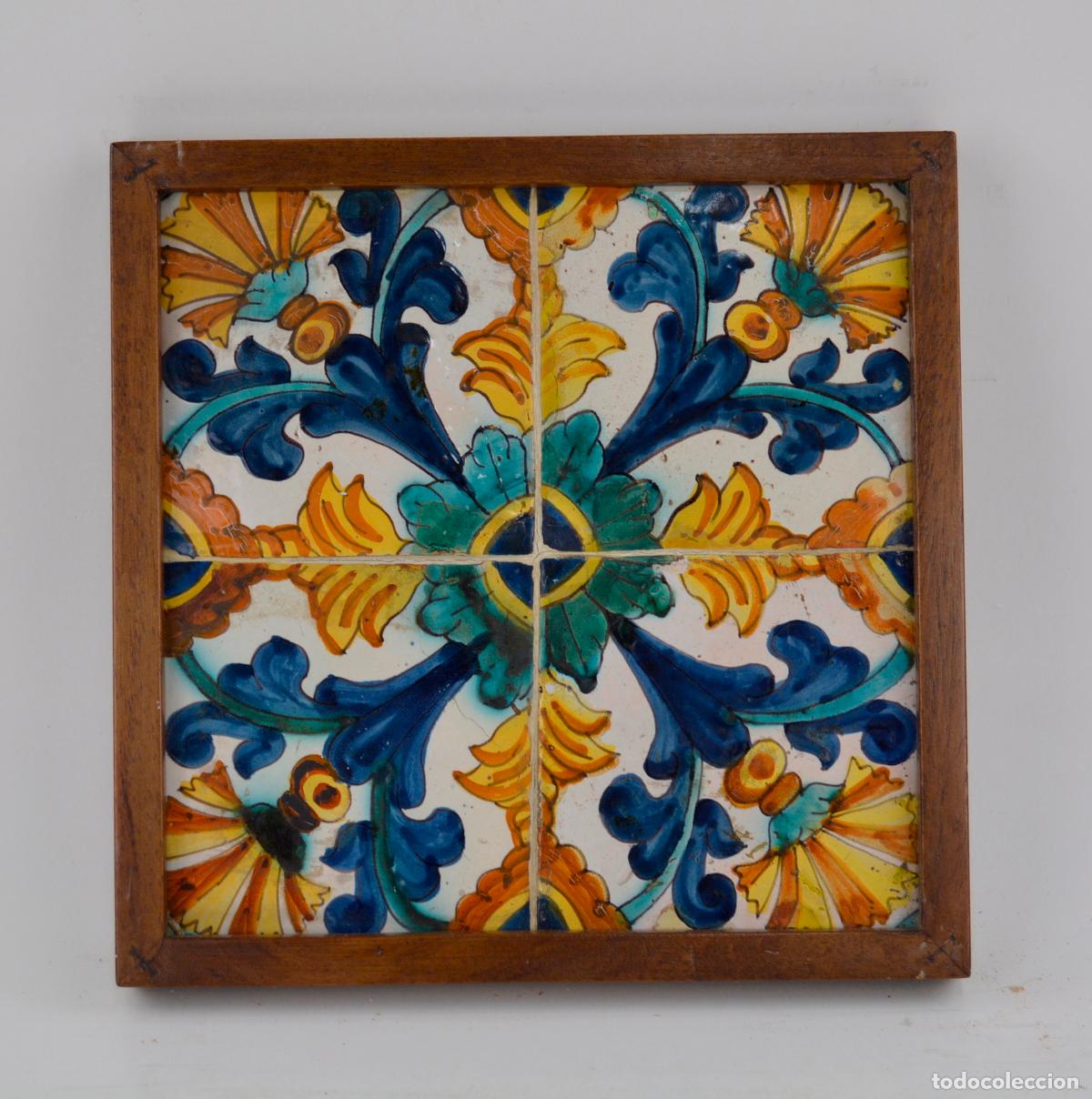 Antig&uuml;edades: Plaf&oacute;n de azulejos enmarcados siglo XVII.