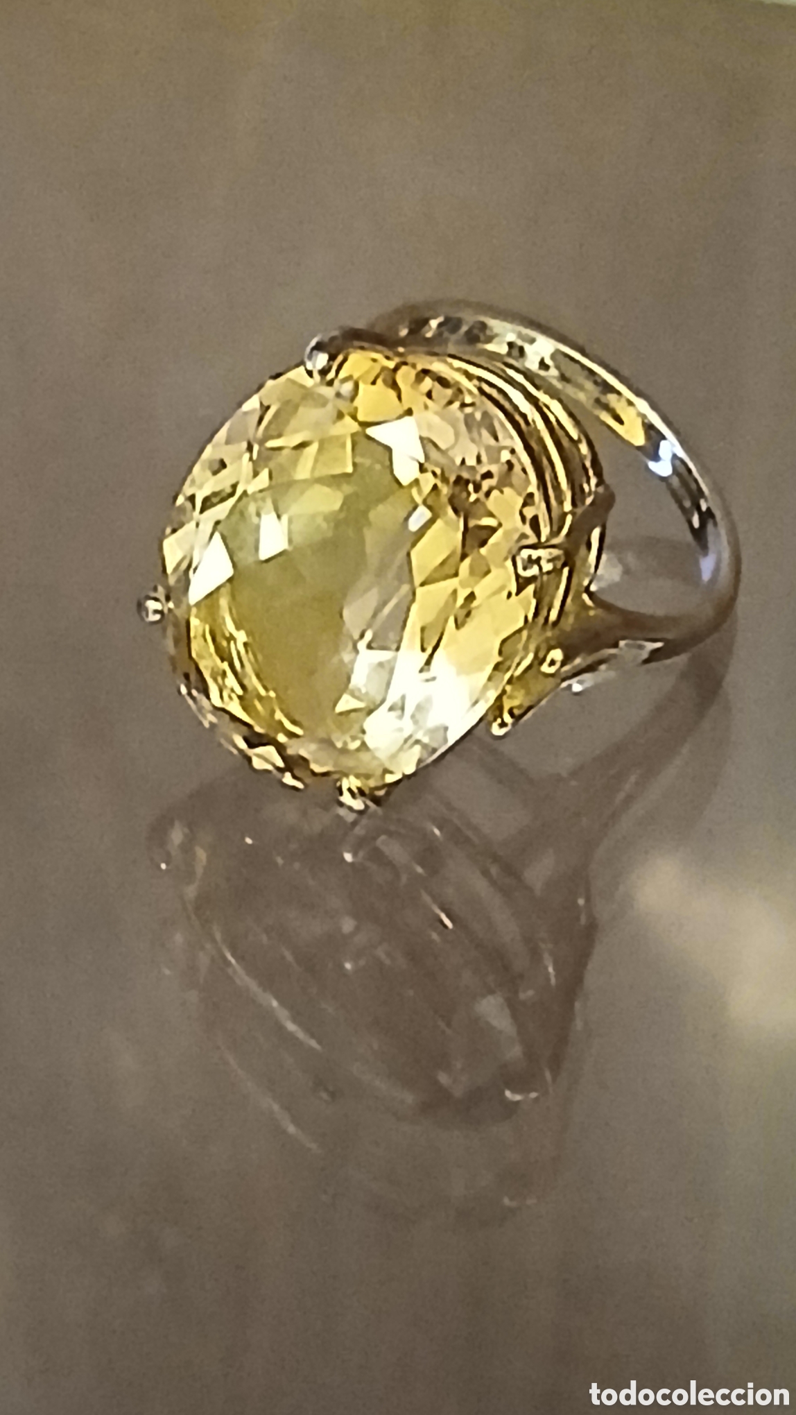Antiques: anillo de plata de ley con gema topacio VVS1