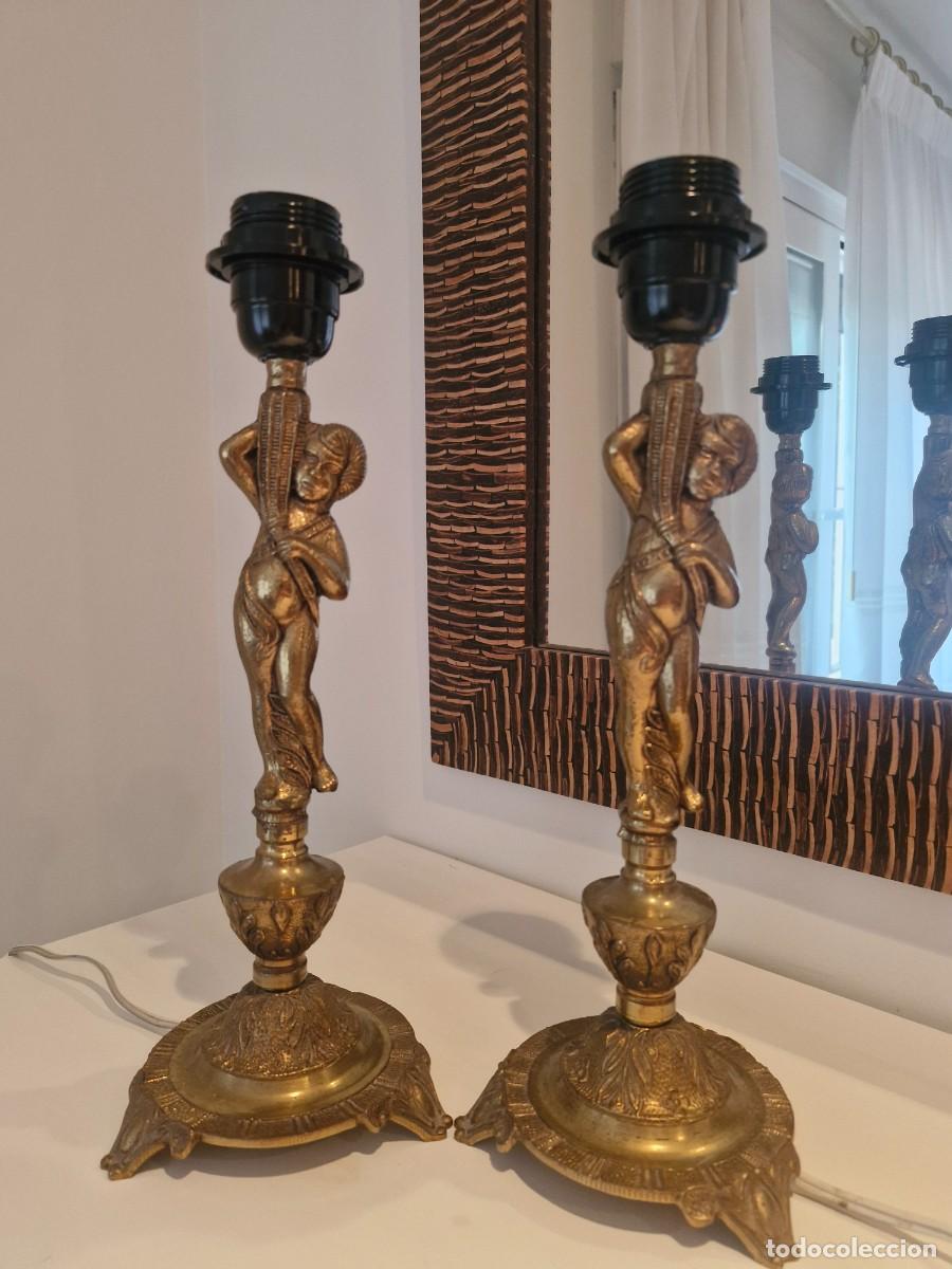 Antig&uuml;edades: Lamparas mesilla de noche en laton/bronce . Pareja A&ntilde;os 60