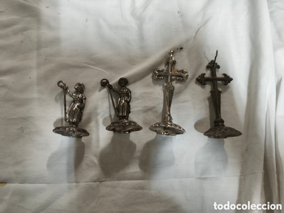 Antig&uuml;edades: Lote recuerdos Santiago