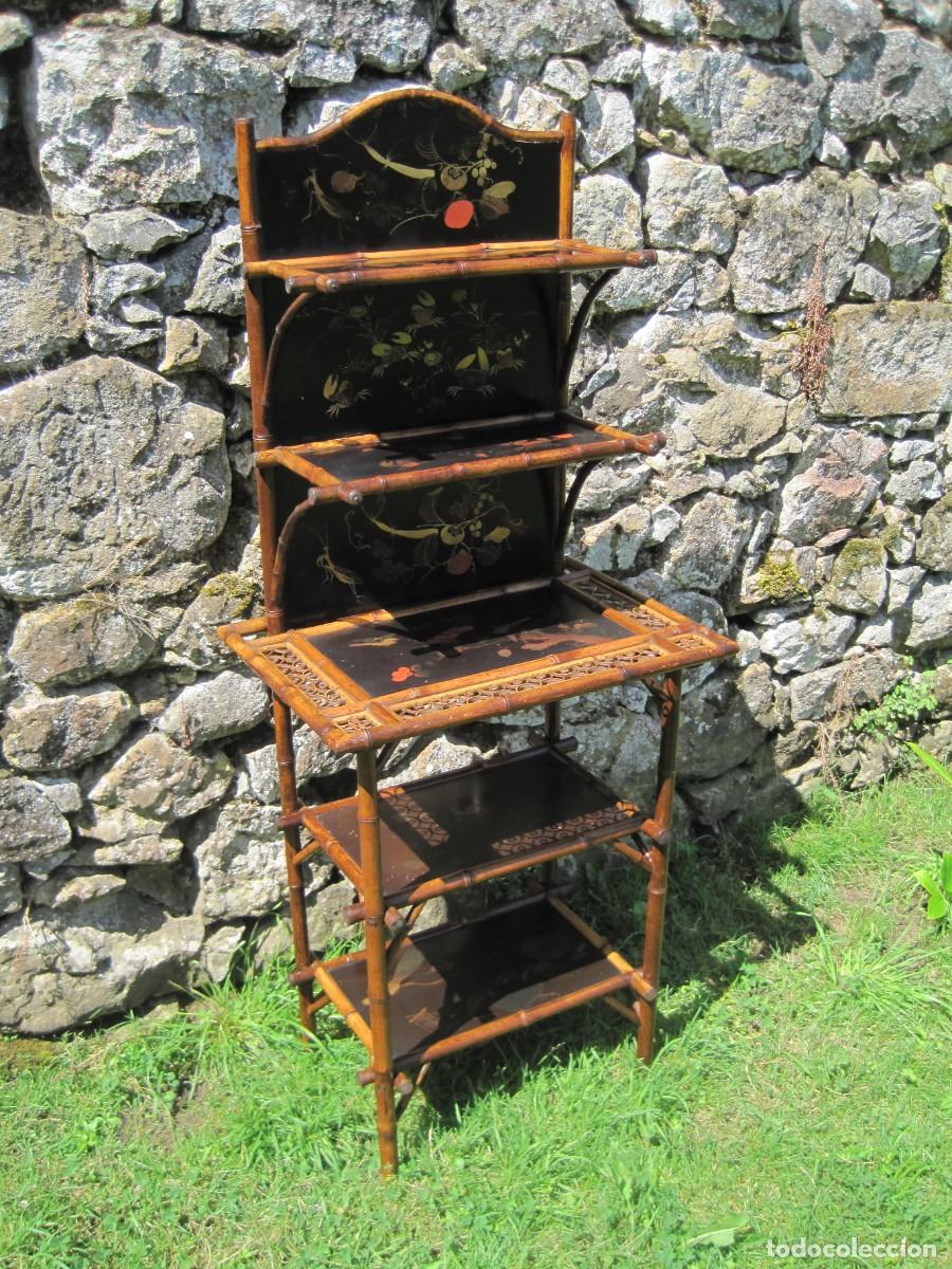 Antig&uuml;edades: ESTANTER&Iacute;A VICTORIANA - BAMB&Uacute; Y MADERA LACADA - MUEBLE CON BALDAS - CHINA - JAP&Oacute;N - FINALES S.XIX