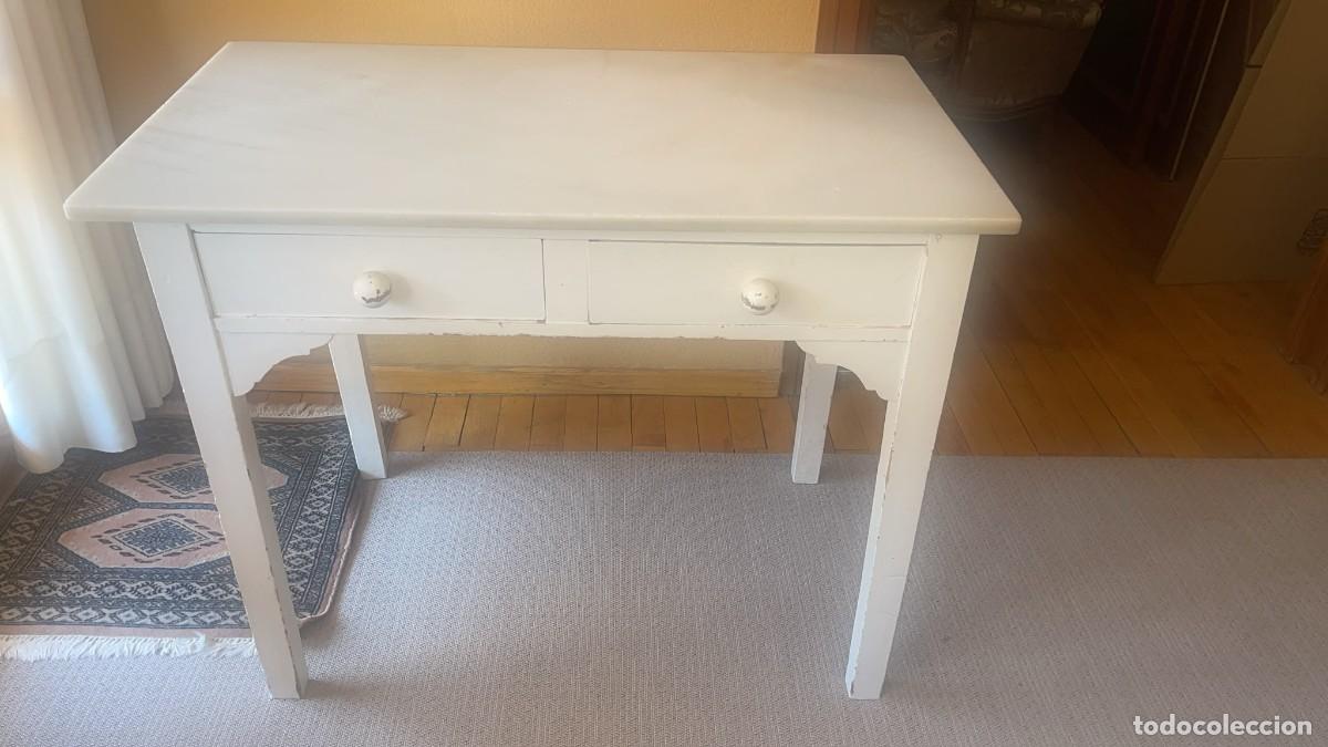 Antig&uuml;edades: Mesa cocina con tapa marmol blanco