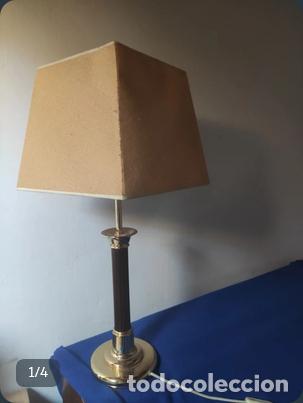 Antig&uuml;edades: L&aacute;mpara de mesa con pantalla cuadrada - Foto 4
