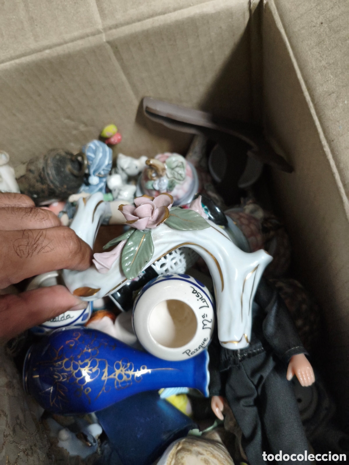 Antig&uuml;edades: Caja con figuras de porcelana - Foto 4