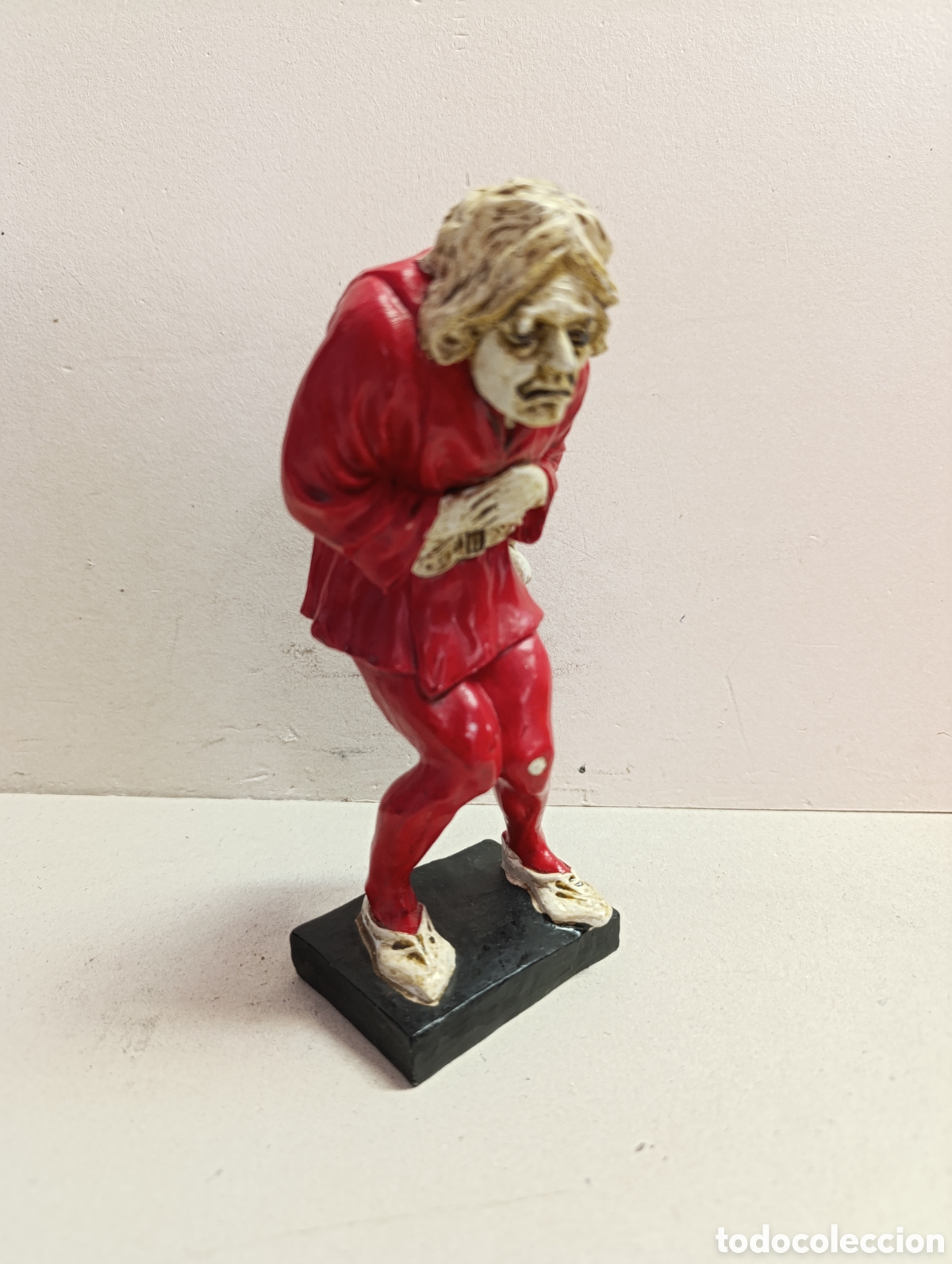 Antig&uuml;edades: FIGUTA DE QUASIMODO, JORBADO DE NOTRE DAME, DE LA COLECCION VICTOR HUGO. A&Ntilde;OS 80.