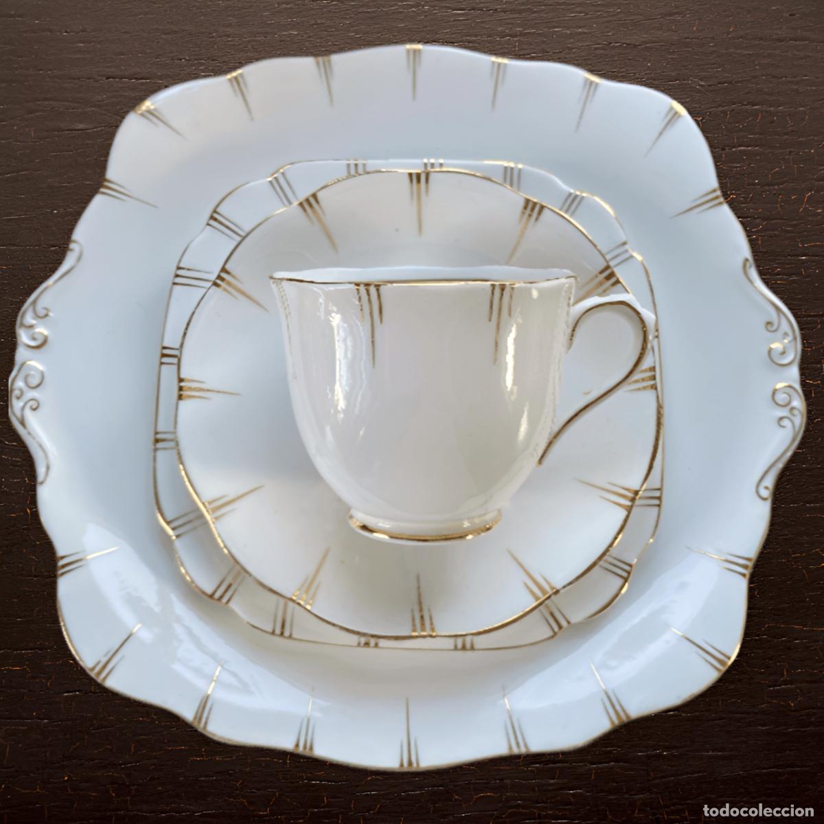 Antig&uuml;edades: Set para t&eacute; Crown China Royal Albert Blanco y Oro a&ntilde;os 1930 dif&iacute;cil