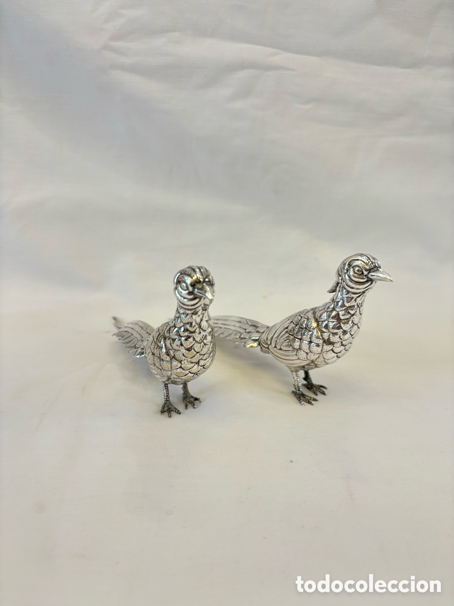 Antig&uuml;edades: Pareja de faisanes de plata