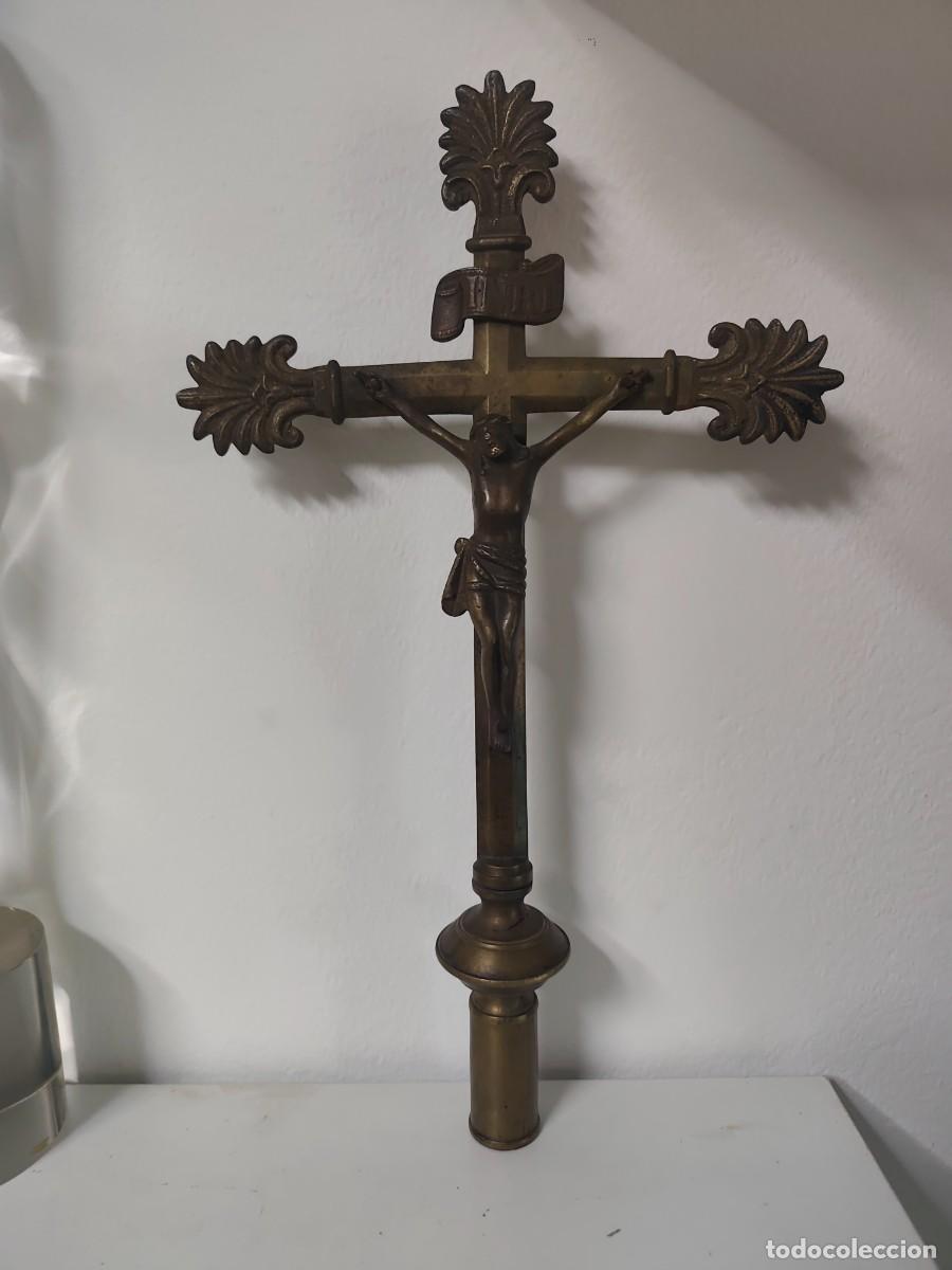 Antiques: Antigua cruz cristo procesional en bronce