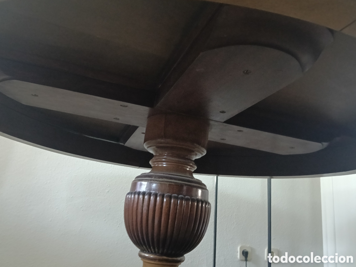 Antig&uuml;edades: Mesa antigua madera, m&aacute;s de 60 a&ntilde;os antig&uuml;edad. Reliquia