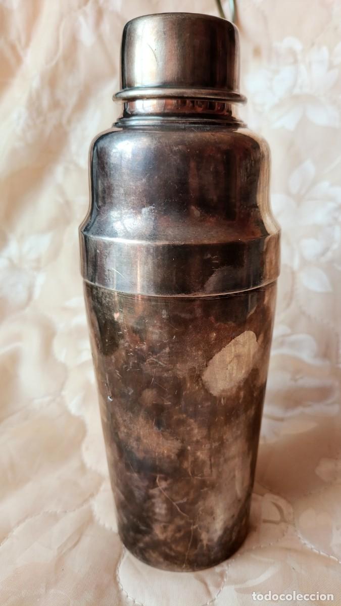 Antig&uuml;edades: Antigua coctelera de martini de 2 partes de Christofle Francia. Art Deco. 1930. Chapado en plata.
