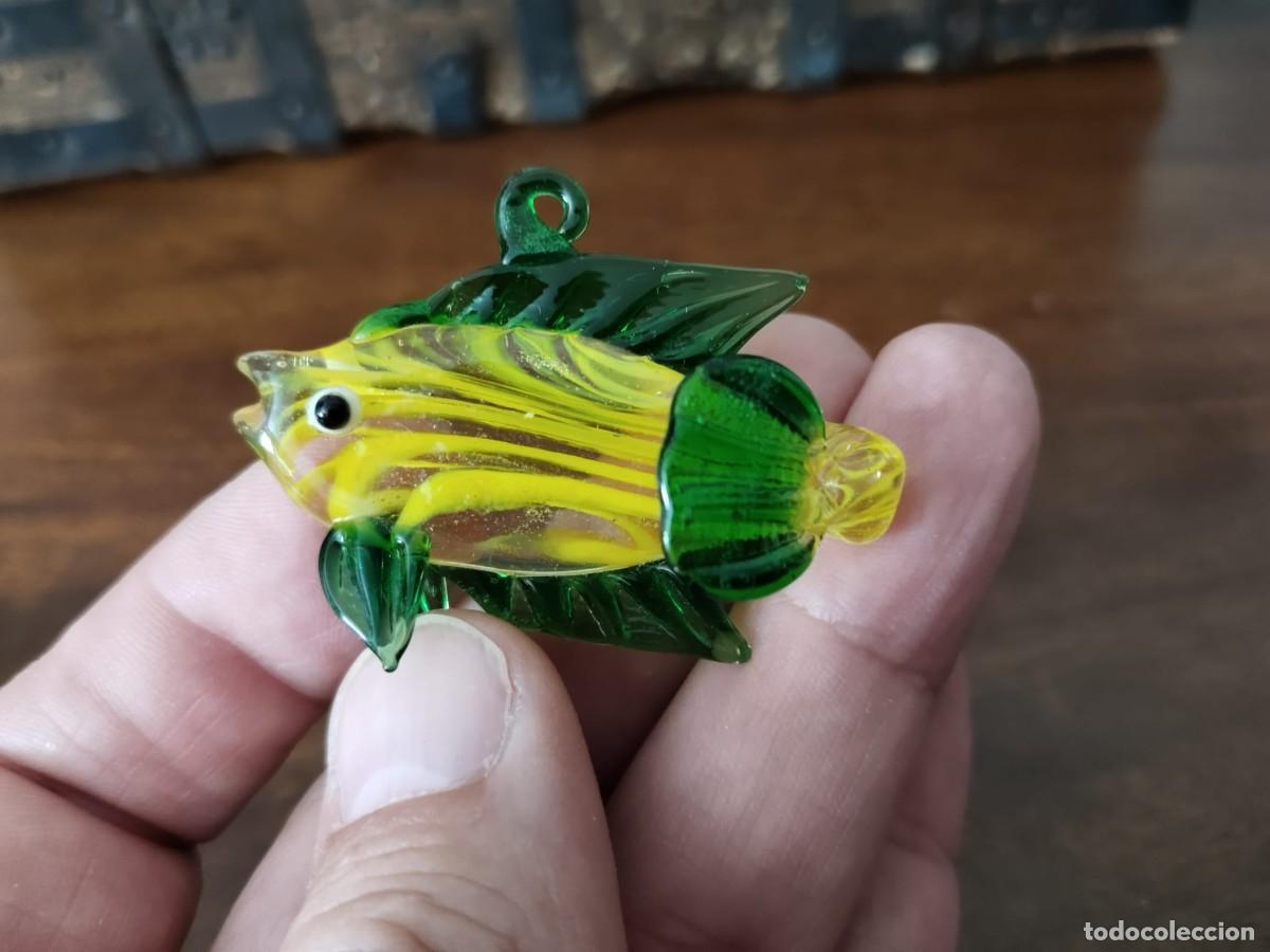 Antig&uuml;edades: Pececillo de cristal. 4,5 cm. - Foto 2