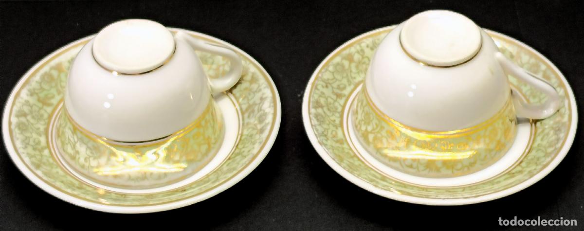 Antig&uuml;edades: Pareja de antiguas tazas con plato en porcelana fina