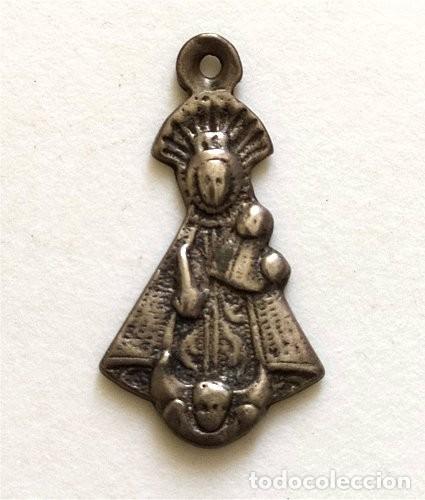 Antig&uuml;edades: Medalla pastoril de la Virgen de la Soterra&ntilde;a o Virgen de Nieva (Segovia)