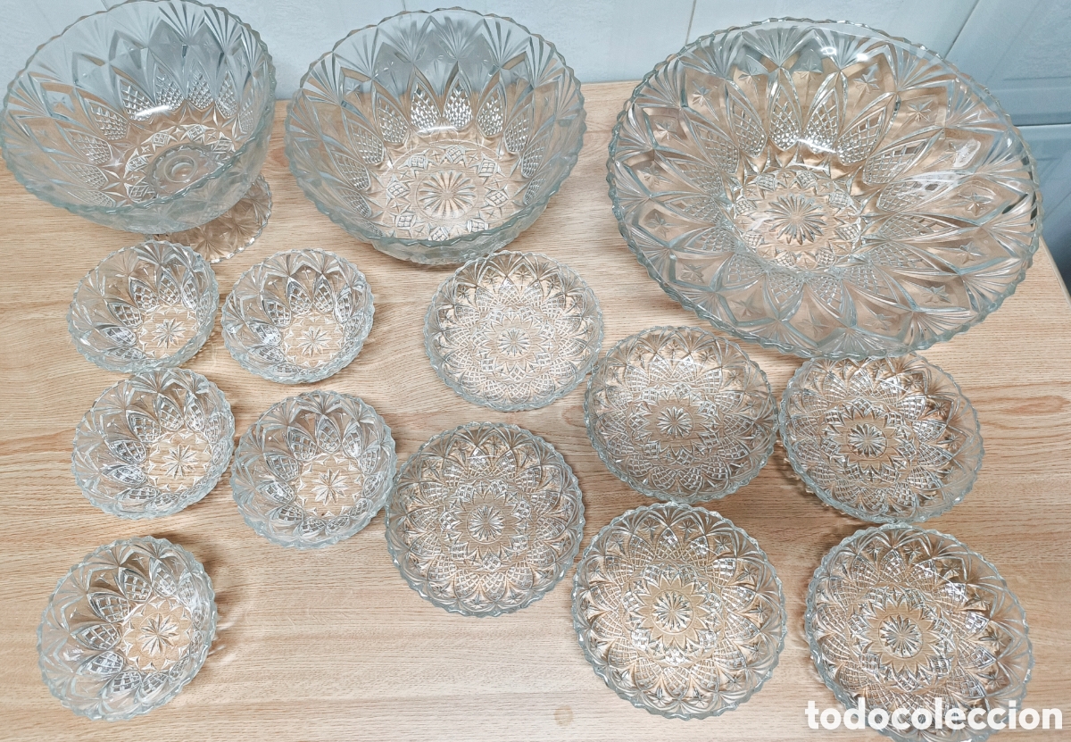 Antig&uuml;edades: EXCEPCIONAL Y COMPLETO JUEGO DE PONCHERA VINTAGE MID-CENTURY (14 PIEZAS)