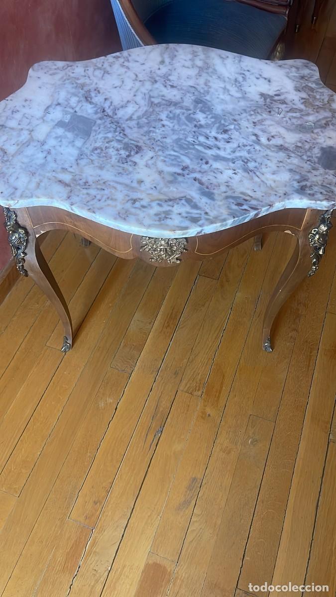 Antig&uuml;edades: Mesa auxiliar con tapa de marm&oacute;l - Foto 2