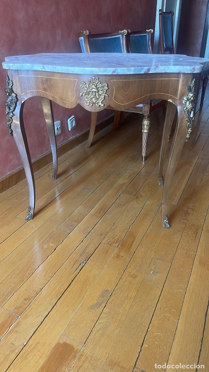 Antig&uuml;edades: Mesa auxiliar con tapa de marm&oacute;l - Foto 3