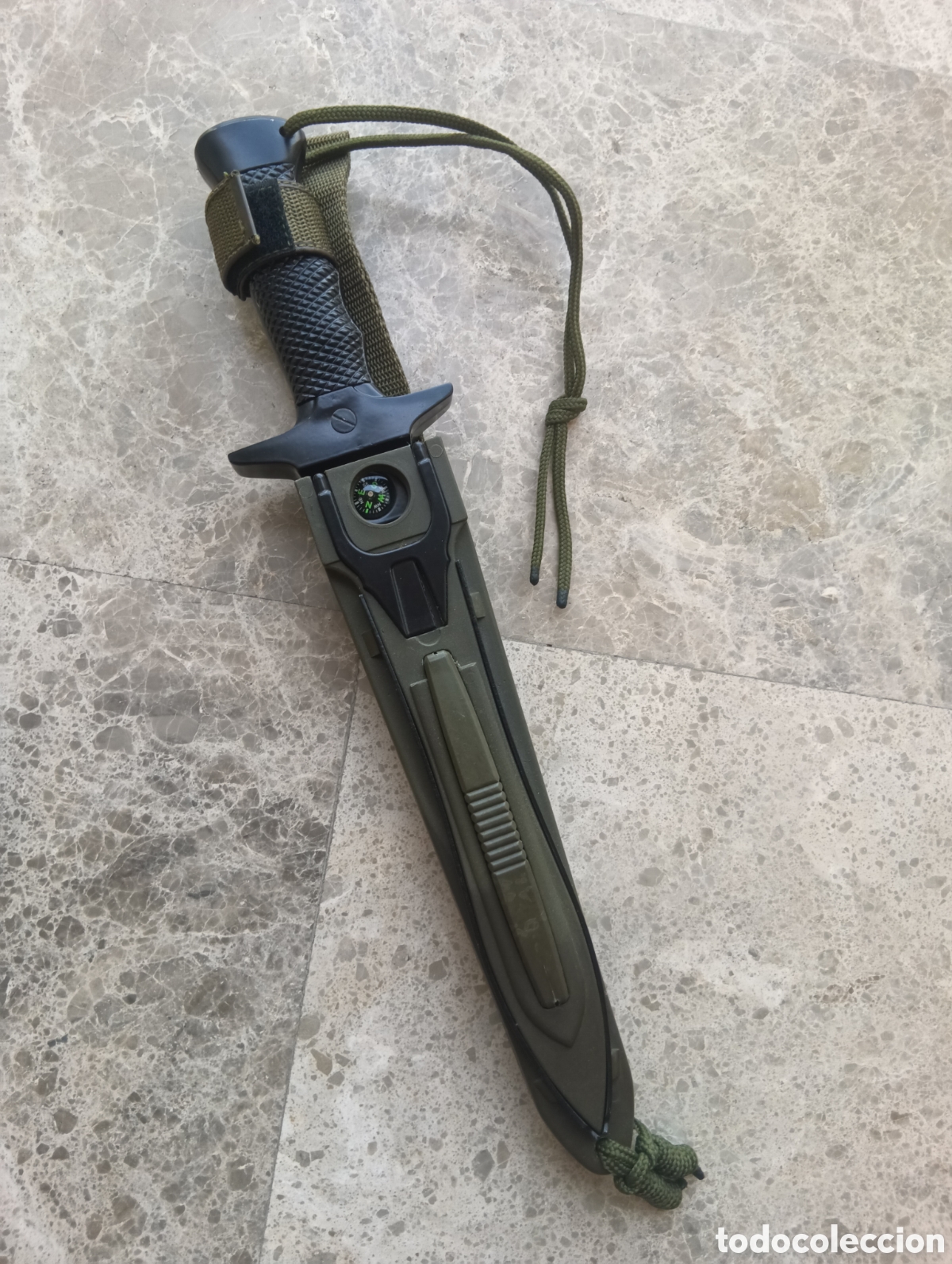 Antig&uuml;edades: Cuchillo Supervivencia Nieto Number One. Gastos en env&iacute;o (asegurado)incluidos