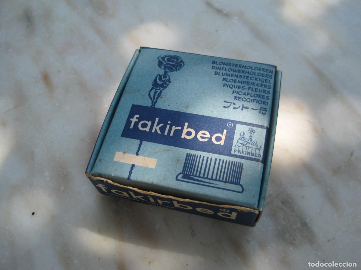 Antig&uuml;edades: FAKIRBED - PICAFLORES PARA JARR&Oacute;N O CENTRO FLORAL - SOPORTE MET&Aacute;LICO PARA FLORES - CON CAJA