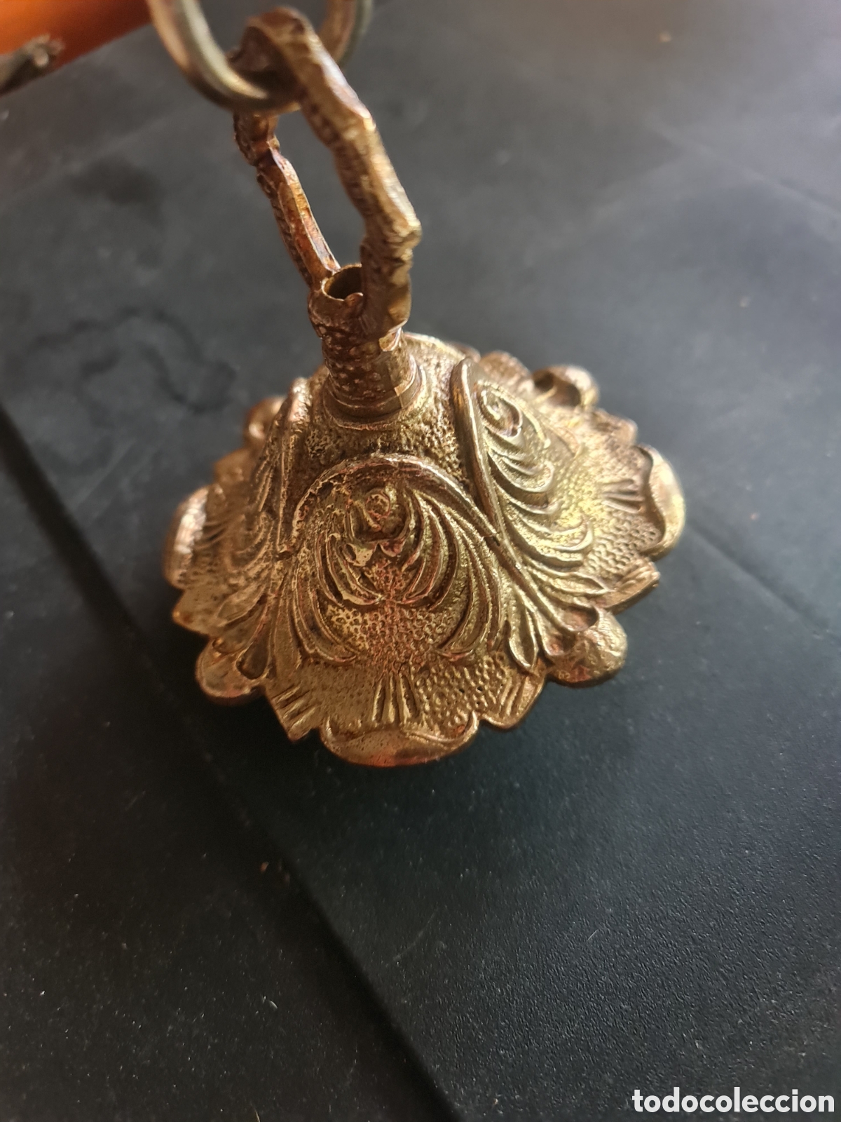 Antig&uuml;edades: Antiguo Roset&oacute;n y Cadena Original en Bronce Macizo &ndash; Estado Impecable - Foto 3