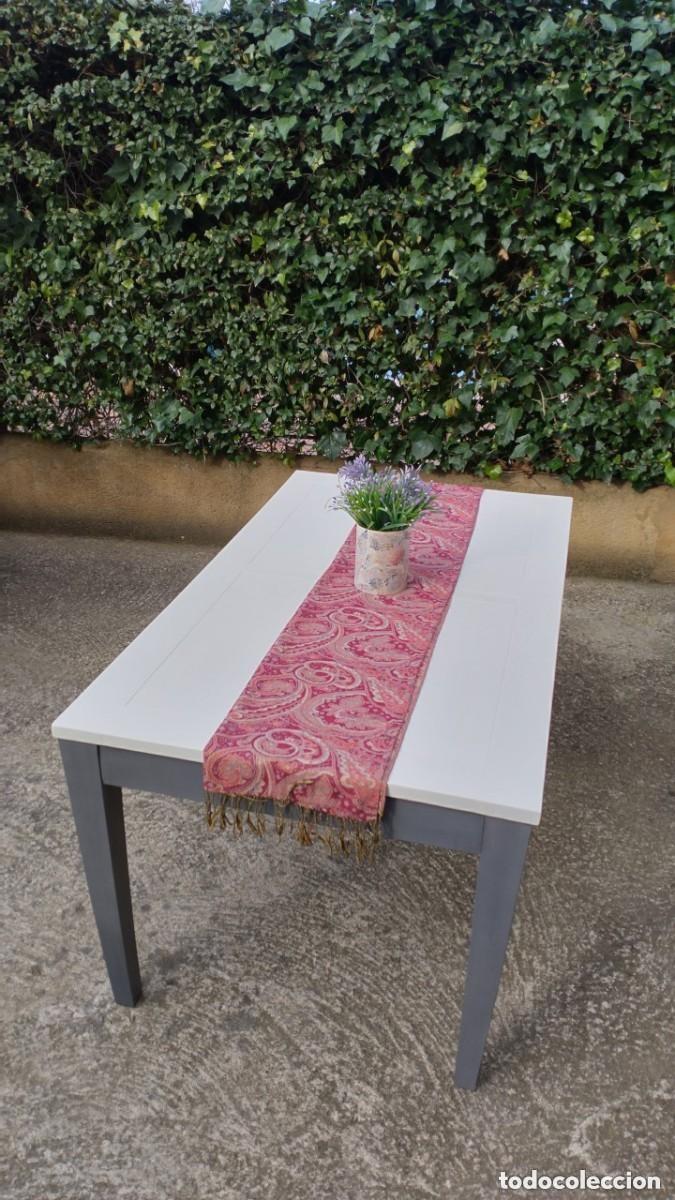 Antig&uuml;edades: Mesa maciza de comedor Vintage RESTAURADA - Foto 2