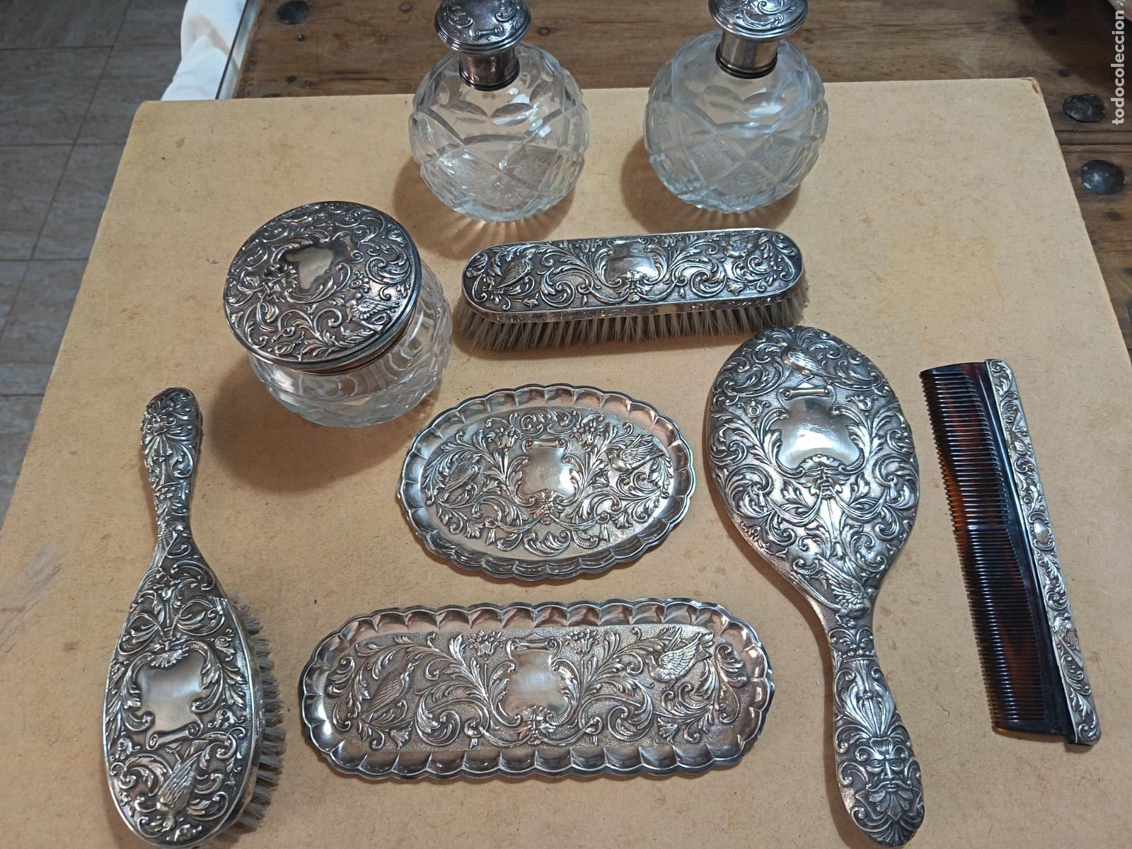 Antig&uuml;edades: JUEGO DE TOCADOR COMPLETO EN PLATA. CON MARCAJES. PEDRO DURAN ?