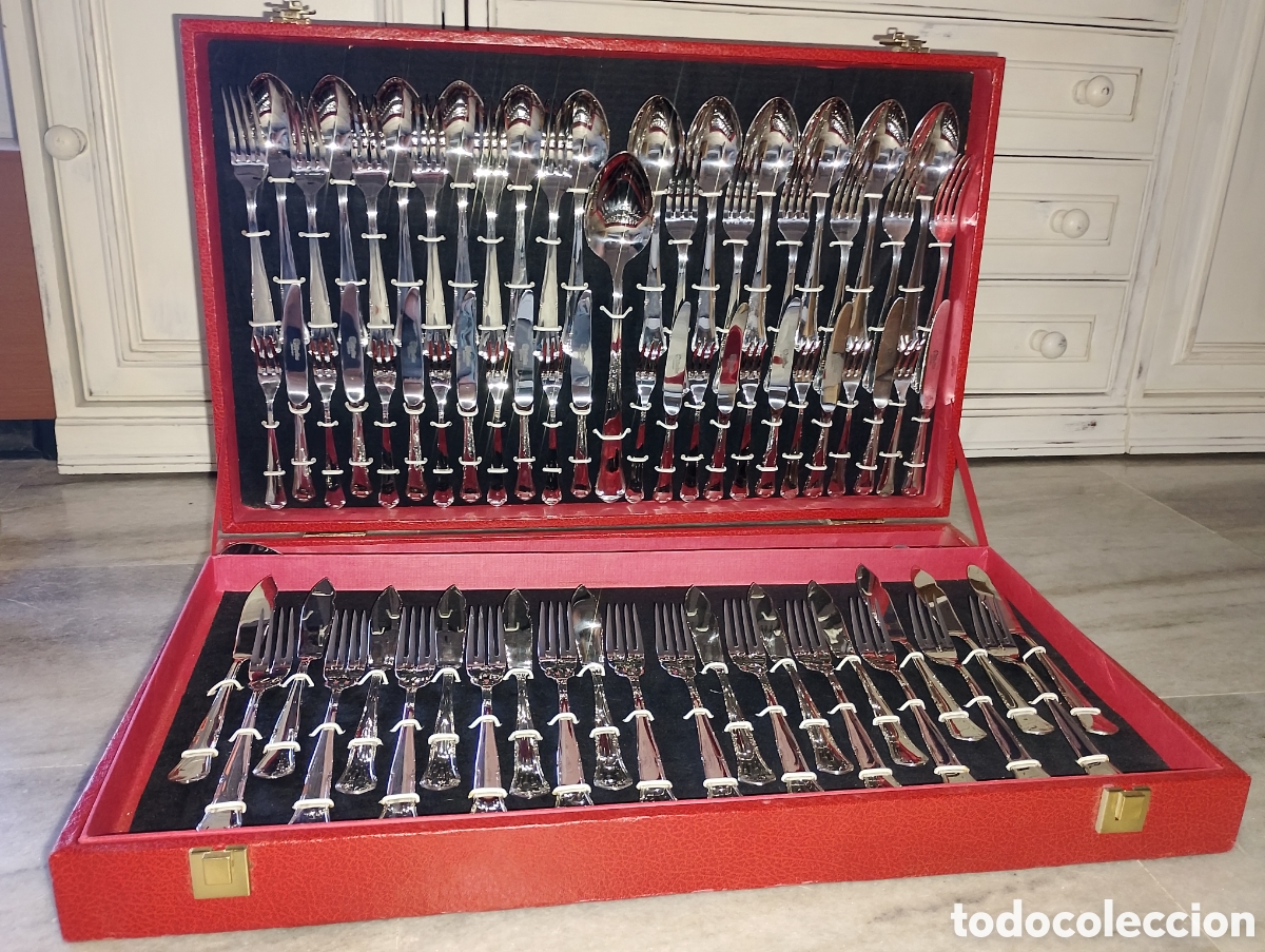 Antig&uuml;edades: Gran Cuberter&iacute;a de Gala Espa&ntilde;ola 108 Piezas &ndash; Acero 18/10 y Estuche Rojo