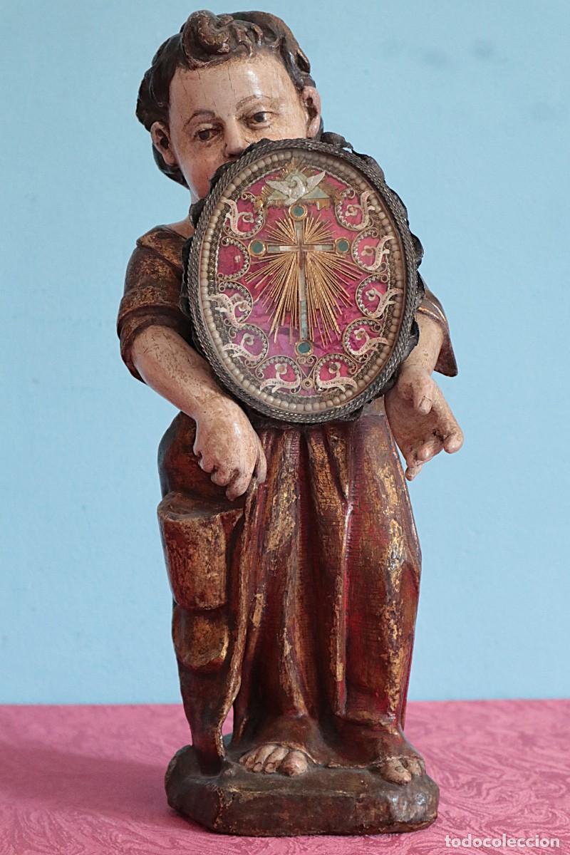 Antig&uuml;edades: Gran relicario Lignum Crucis acompa&ntilde;ado de diez reliquias de los Santos Lugares. S. XVIII-XIX.
