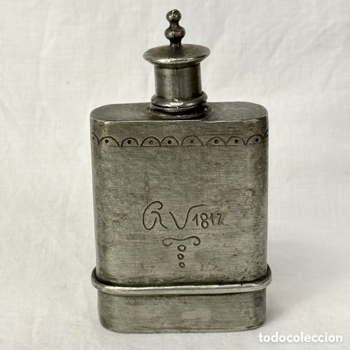 Antig&uuml;edades: BOTELLA PETACA PELTRE ZINN ZINC