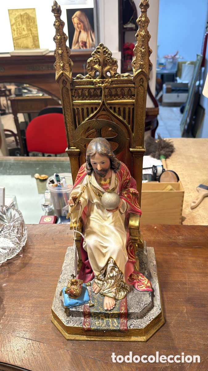 Antig&uuml;edades: SAGRADO CORAZ&Oacute;N EN TRONO