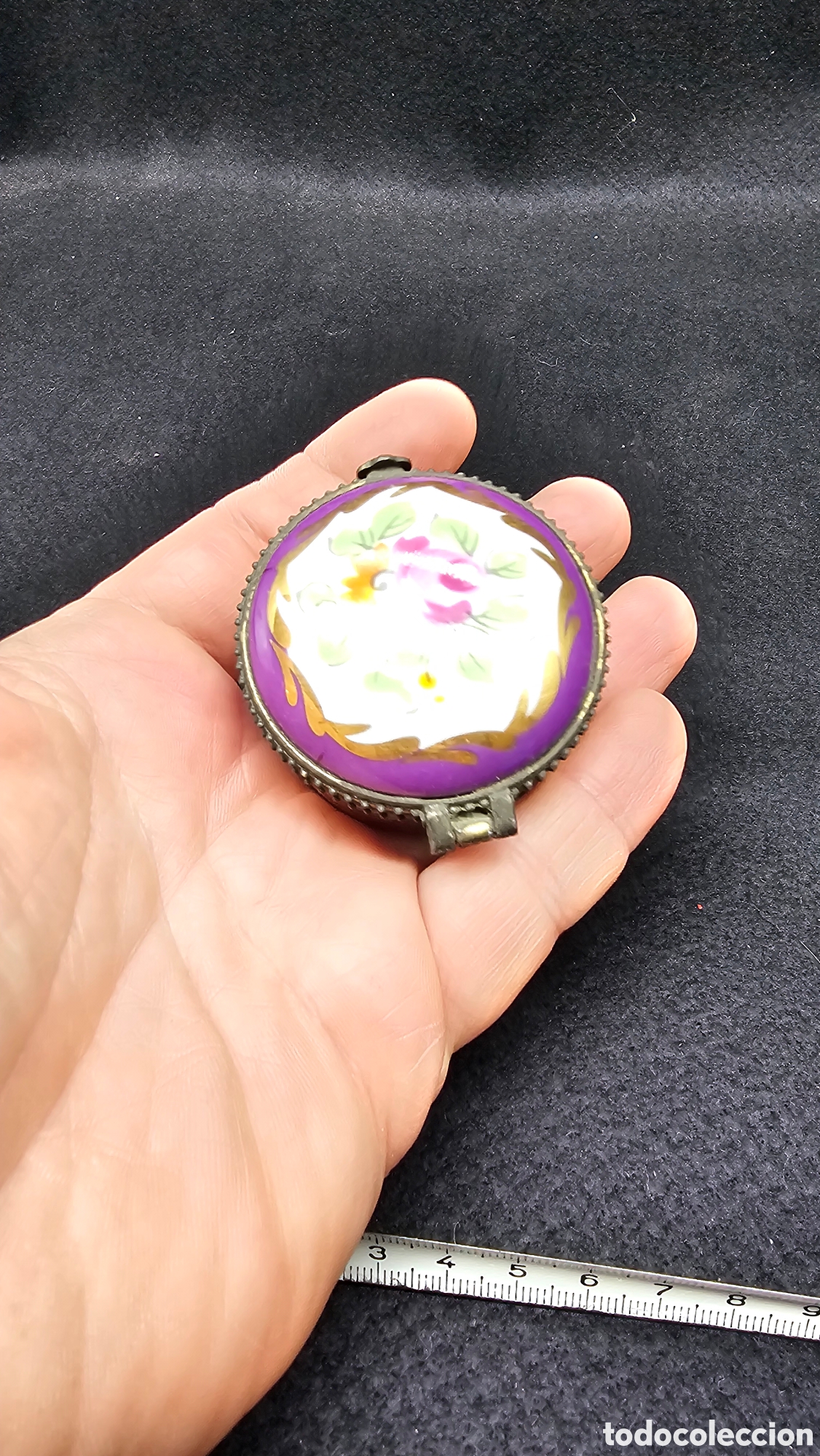 Antig&uuml;edades: Cajita de porcelana de colecci&oacute;n