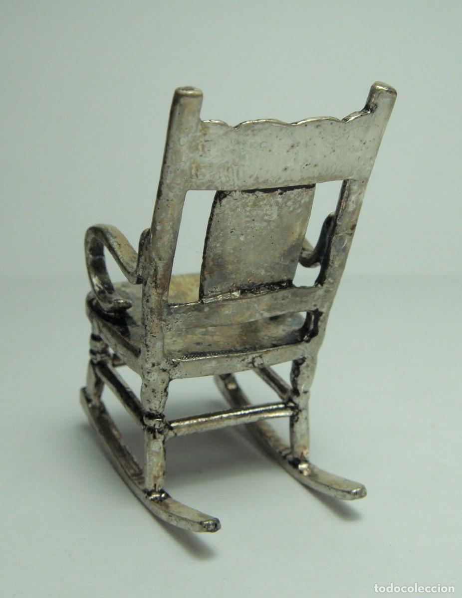 Antig&uuml;edades: Mecedora en Miniatura de Plata &middot; 45 &times; 22 mm - Foto 4
