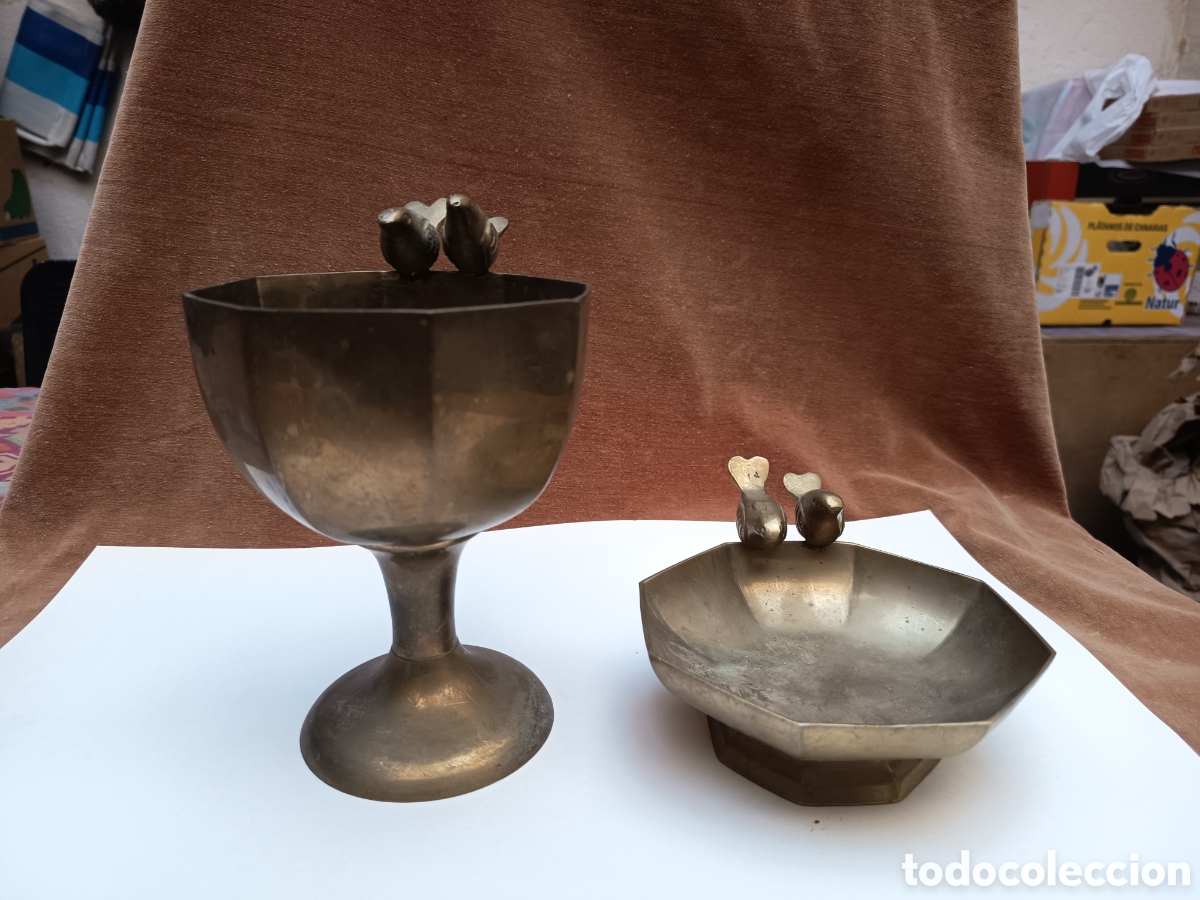 Antig&uuml;edades: C&aacute;liz y Patena con p&aacute;jaros