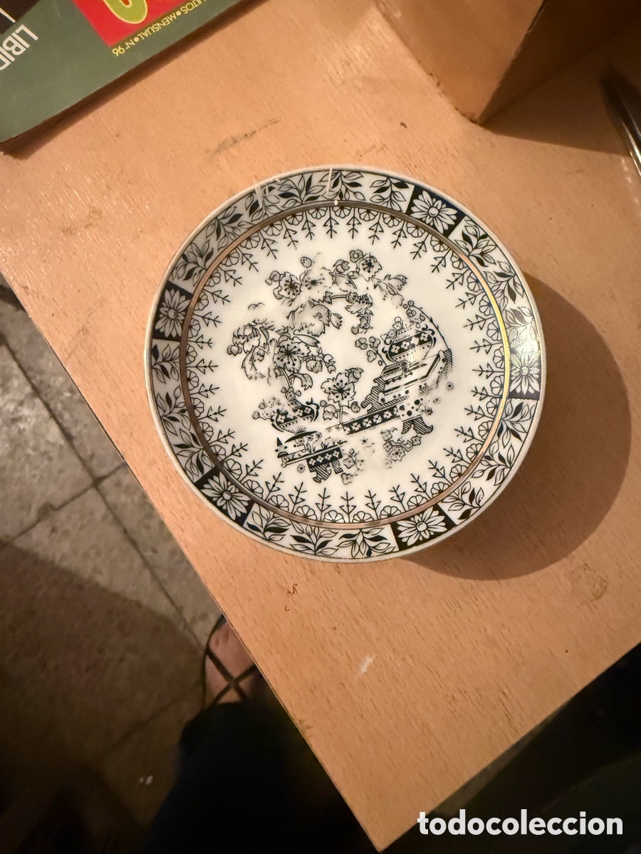 Antig&uuml;edades: Tazas de caf&eacute; de porcelana Santa Clara Vigo
