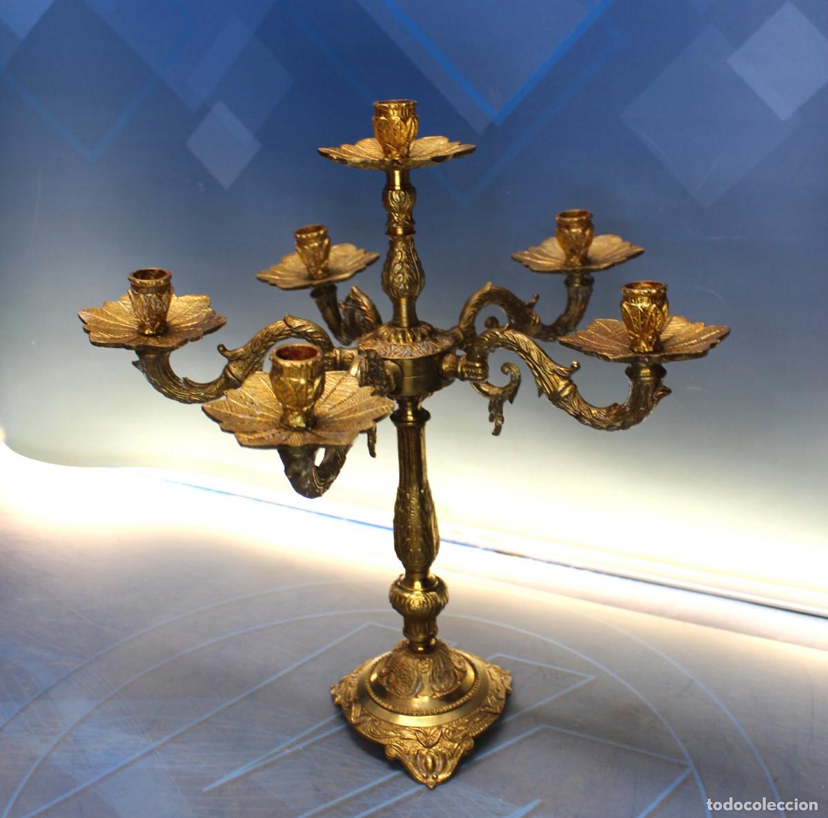 Antig&uuml;edades: Candelabro, l&aacute;mpara de sobremesa bronce o lat&oacute;n dorado, 6 luces.