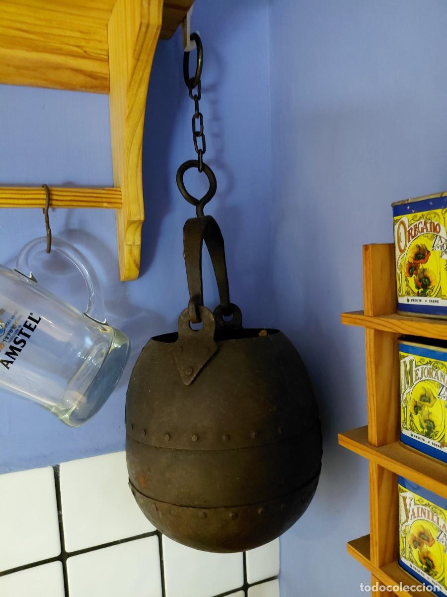 Antig&uuml;edades: Caldero de forja antiguo