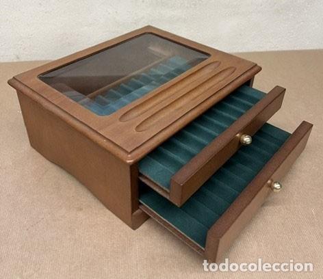 Antig&uuml;edades: Caja para plumas y boligrafos