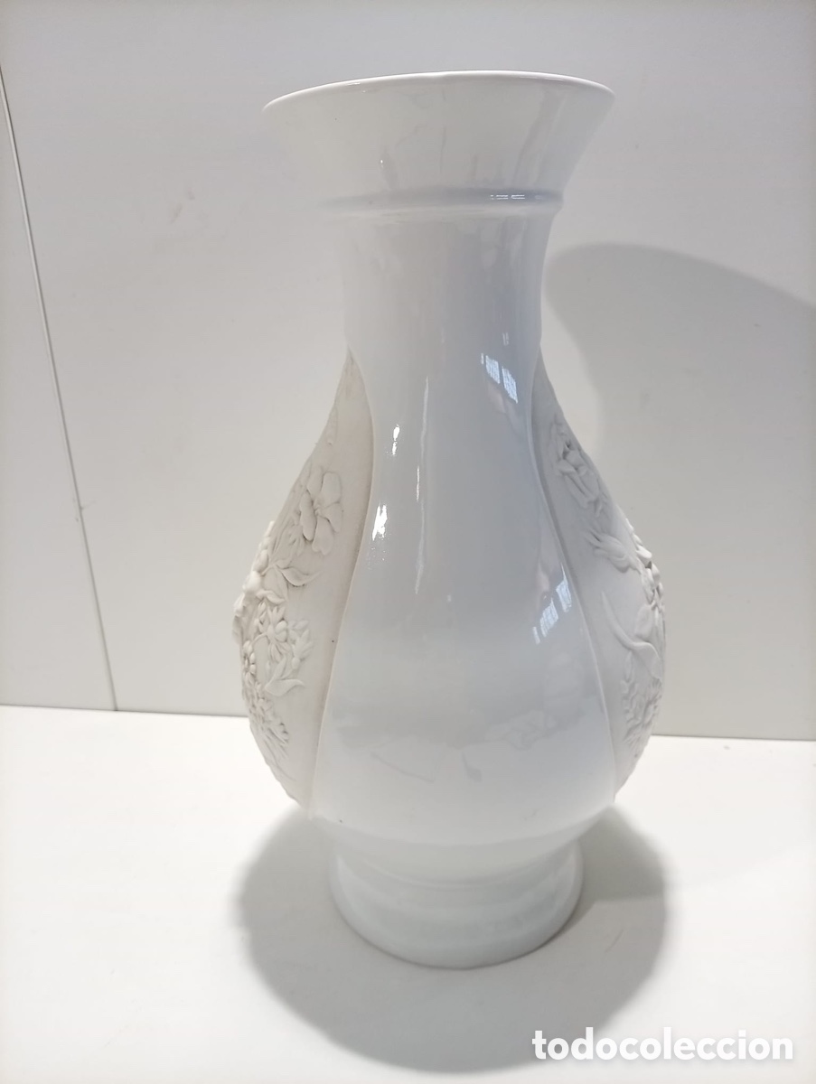 Antig&uuml;edades: .JARR&Oacute;N, FLORERO O CENTRO DE PORCELANA - Foto 4