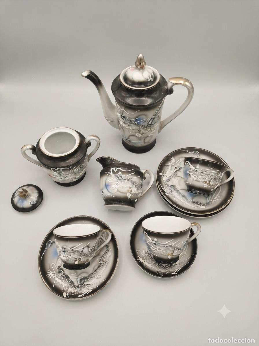 Antiques: Juego de t&eacute; en cer&aacute;mica japonesa pintado a mano en relieve