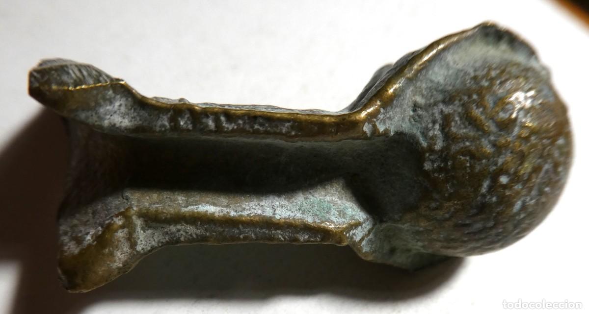 Antig&uuml;edades: Pata de animal de bronce - Foto 3