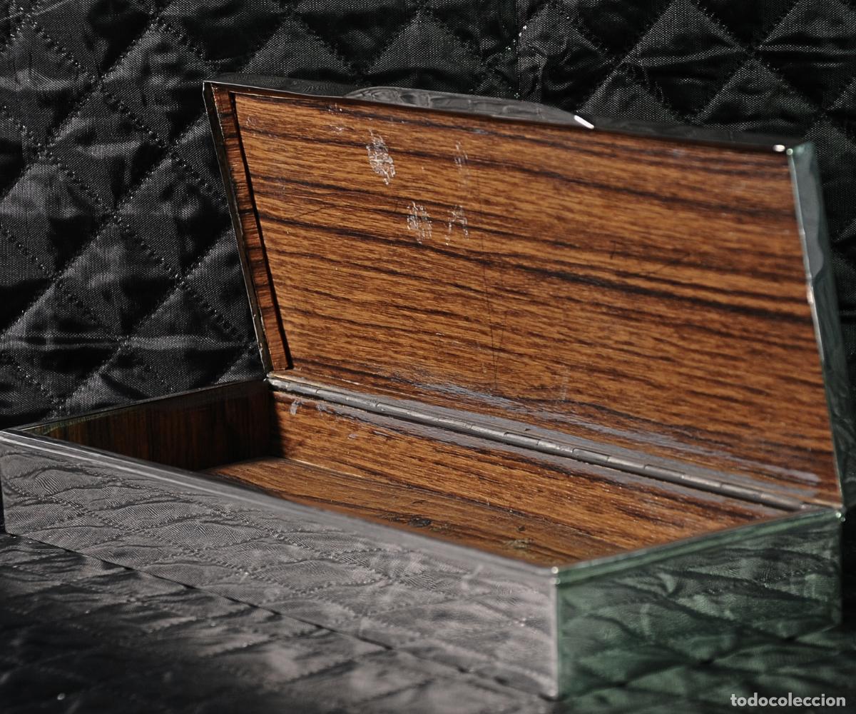 Antig&uuml;edades: CAJA CIGARRERA ART D&Eacute;CO EN PLATA Y PALISANDRO